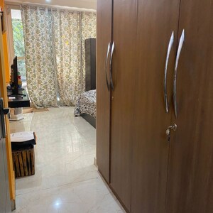 Furnished Amenities in 3 BHK Builder Floor at Mehrauli – for Rent