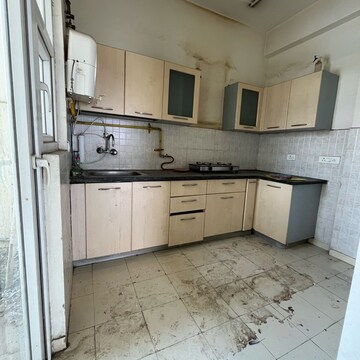 Kitchen in 2 BHK Apartment at Supertech The Romano, Sector 118 – for Rent