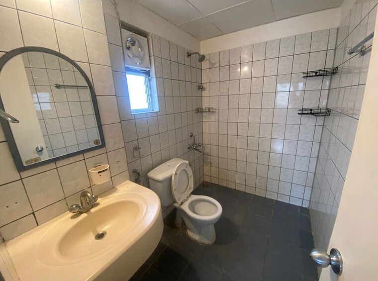 Bathroom, prestige-monte-carlo 3 Bedroom 1860 Sq.Ft. Apartment In Yelahanka Bangalore 9904832