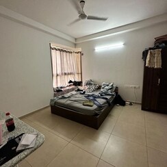 2 BHK + Pooja Room Apartment For Rent in Bhartiya Nikoo Homes