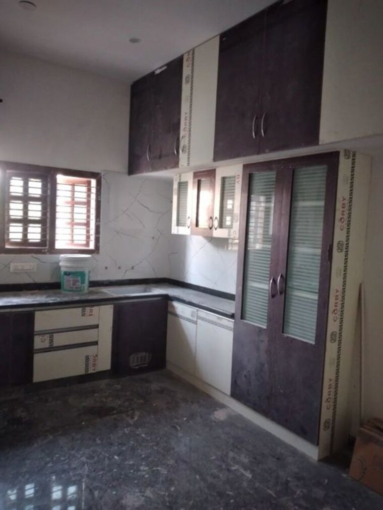 Kitchen, vibhuti khand Pg For Girls In Vibhuti Khand 9904852