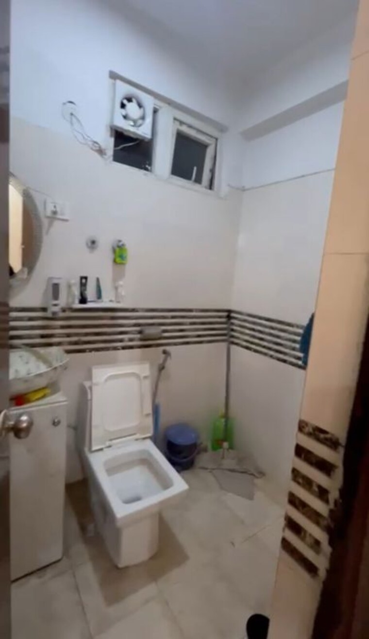 Master Bedroom, shree-vardhman-green-court 2 Bedroom 626 Sq.Ft. Apartment In Sector 90 Gurgaon 9904894