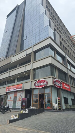  Office Space – Exterior View View at Gota - for Rent