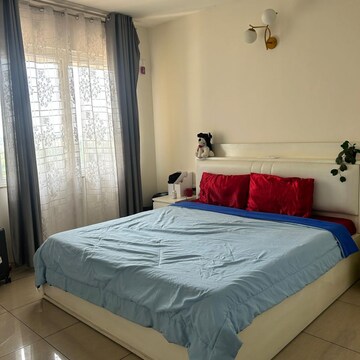 Bedroom in 2 BHK Apartment at Prestige Royale Gardens, Avalahalli – for Rent