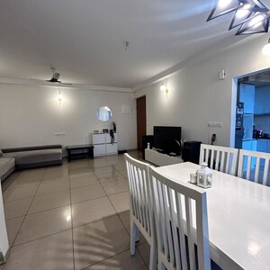 Team Area in 2 BHK Apartment at Prestige Royale Gardens, Avalahalli – for Rent