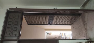 Furnished Amenities in 1 BHK Builder Floor at Khirki Extension – for Rent