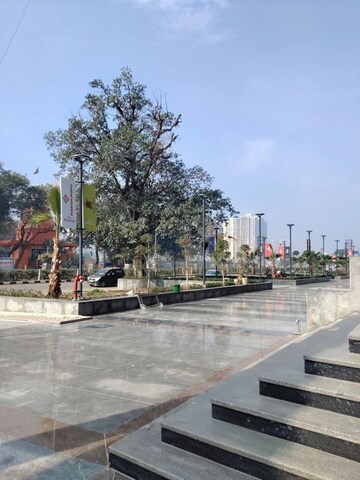  Shop – Exterior View View at SKA Arcadia, Wave City - for Sale