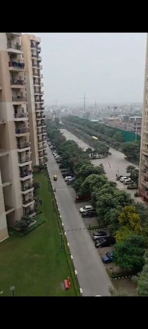 Master Plan in 3.5 BHK Apartment at Sector 16c Greater Noida – for Rent