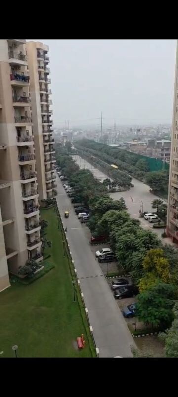 Master Plan in 3.5 BHK Apartment at Sector 16c Greater Noida – for Rent