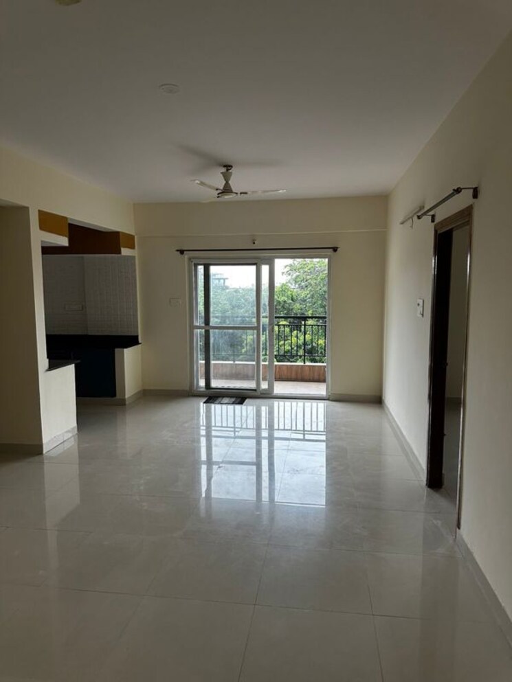 Room, sector 17 5 Bedroom 350 Sq.Yd. Builder Floor In Sector 17 Faridabad 9905107