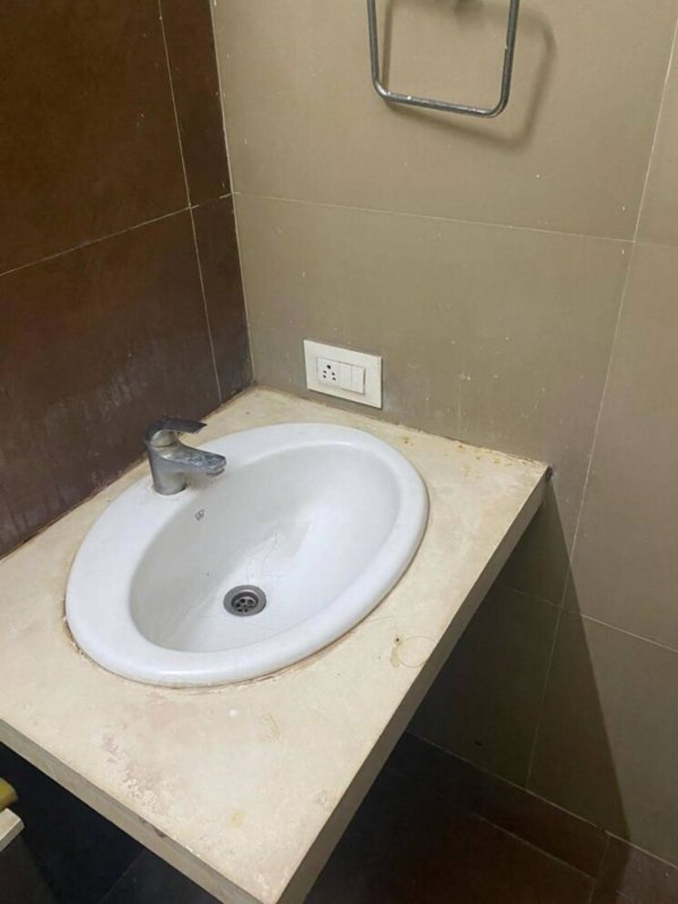 Bathroom, skywards-nirvana 1 Bedroom 650 Sq.Ft. Apartment In Hadapsar Pune 9904975