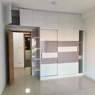 Room in 3 BHK Apartment at Sobha HRC Pristine Bangalore, Amrutahalli – for Rent