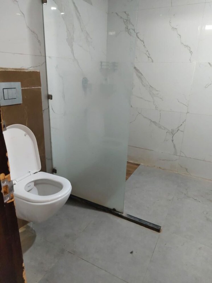 Bathroom, sector 57 3 Bedroom 2100 Sq.Ft. Builder Floor In Sector 57 Gurgaon 9905151