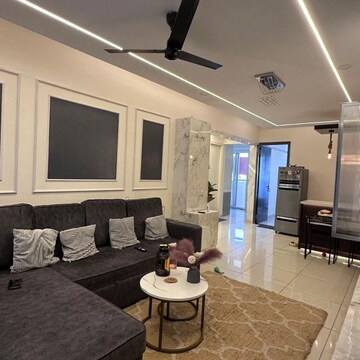 Team Area in 2 BHK Apartment at Thanisandra – for Rent