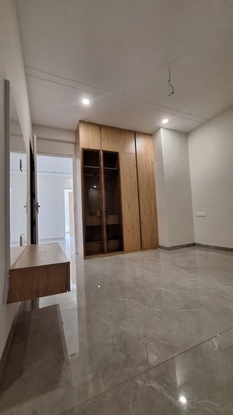 Bedroom, dyalpur 3 Bedroom 2200 Sq.Ft. Apartment In Dyalpur Zirakpur 9905249