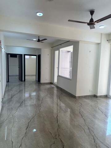 Room in 3 BHK Apartment at Tulip Yellow, Sector 69 – for Rent
