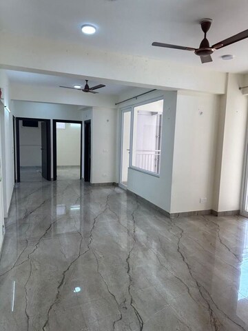 Room in 3 BHK Apartment at Tulip Yellow, Sector 69 – for Rent