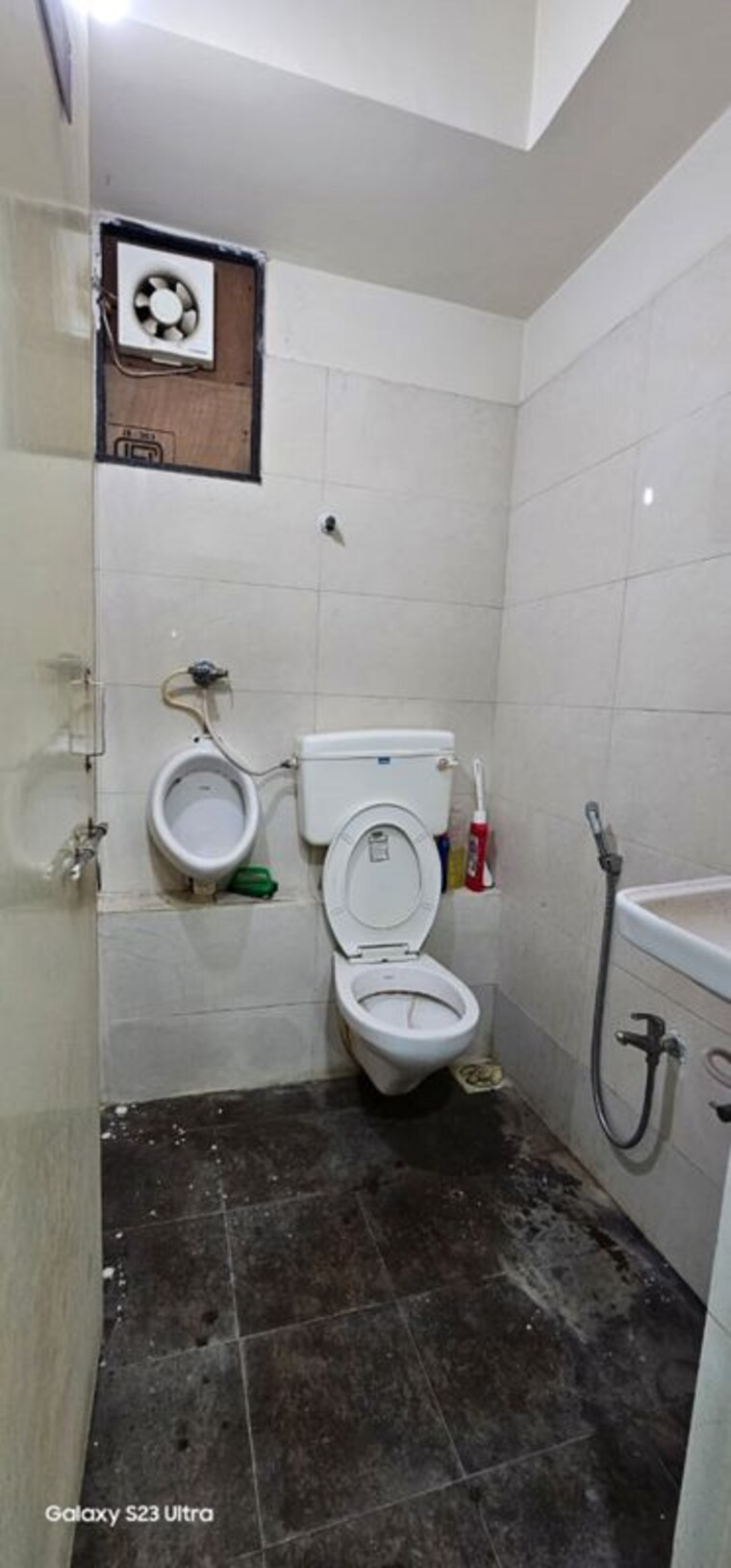 Bathroom, science city Commercial Office Space 730 Sq.Ft. In Science City Ahmedabad 9905279