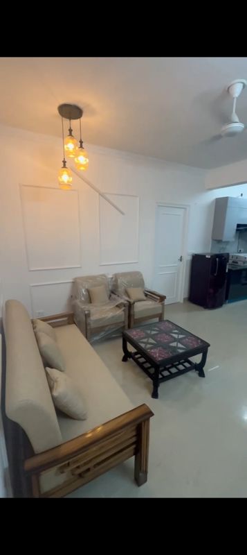 2 BHK Apartment For Rent in Suncity Avenue 76