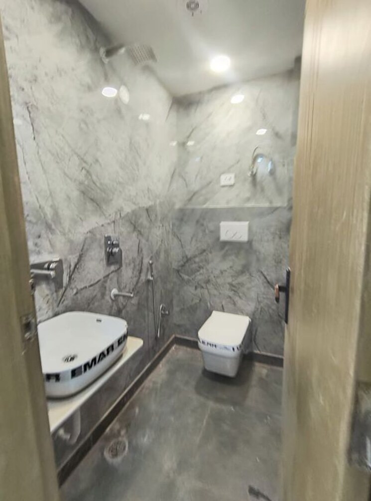 Bathroom, govindpuri 2 Bedroom 540 Sq.Ft. Builder Floor In Govindpuri Delhi 9905362