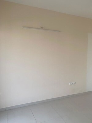 Room in 4 BHK Apartment at Kanakia Levels, Malad East – for Sale