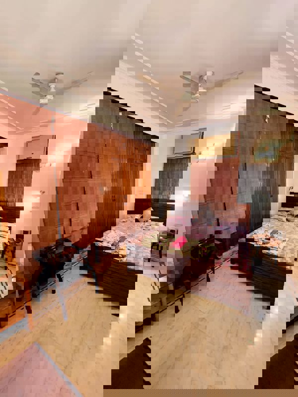 2 BHK Apartment For Rent in Sarvapriya Vihar