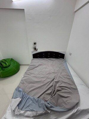 Bedroom in 2 BHK Apartment at Divine Dazzle, Rahatani – for Rent