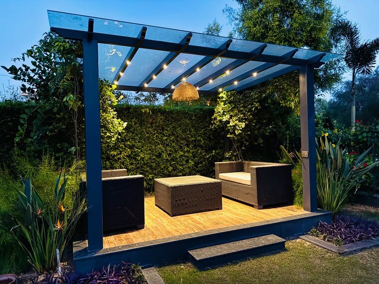 Garden, sas nagar 6 Bedroom 1000 Sq.Yd. Villa In Sas Nagar Mohali 9902496