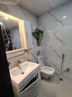 Team Area in 2 BHK Apartment at Sector 23 – for Rent