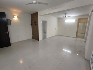 Room in 3 BHK Apartment at Tulip Violet, Sector 69 – for Rent