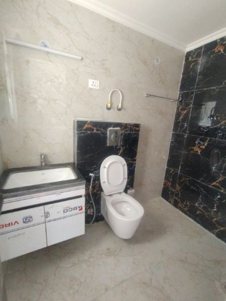  Parking, nirala-aspire 3 Bedroom 884 Sq.Ft. Apartment In Sector 16 Greater Noida Greater Noida 9905523