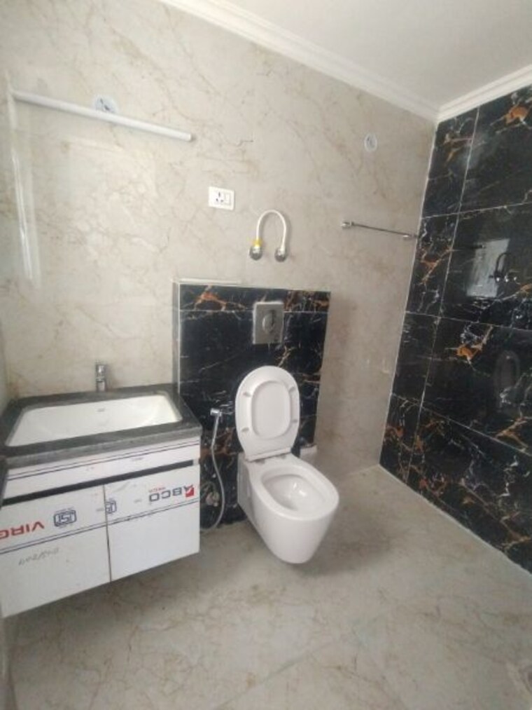  Parking, nirala-aspire 3 Bedroom 884 Sq.Ft. Apartment In Sector 16 Greater Noida Greater Noida 9905523