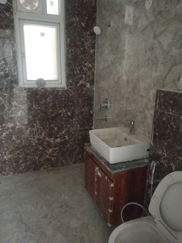 Bathroom, nirala-aspire 3 Bedroom 884 Sq.Ft. Apartment In Sector 16 Greater Noida Greater Noida 9905523