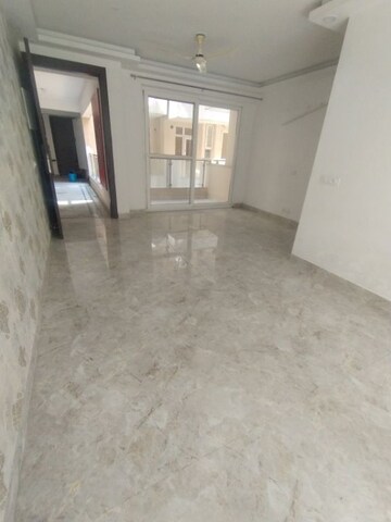 Room in 3 BHK Apartment at Nirala Aspire, Sector 16 Greater Noida – for Rent