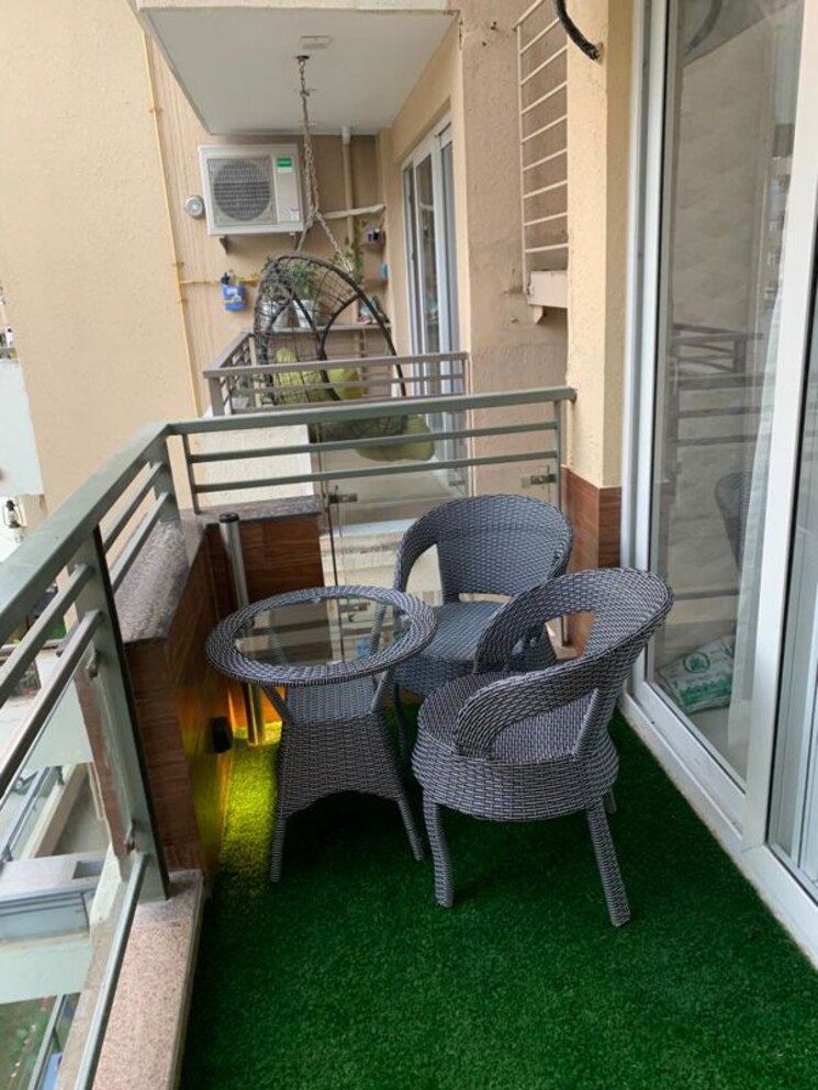 Balcony, suncity-avenue-76 2 Bedroom 582 Sq.Ft. Apartment In Sector 76 Gurgaon 9905540