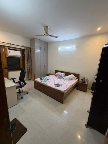 Bedroom in 2 BHK Apartment at Sector 21 – for Rent