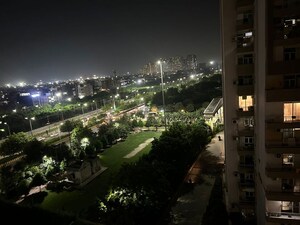 2 BHK Apartment For Rent in Amrapali Zodiac, Sector 120