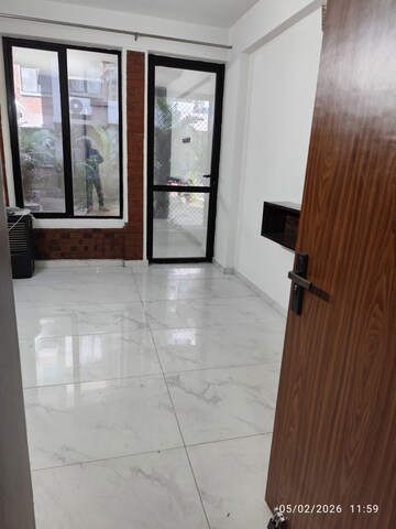 Room in 2 BHK Apartment at Arete India Our Homes 3, Sohna Sector 6 – for Rent