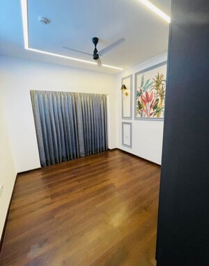 Room in 3 BHK Apartment at Shapoorji Pallonji Joyville Phase 2, Sector 102 – for Rent