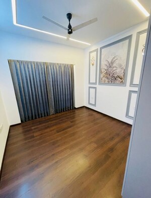 Room in 3 BHK Apartment at Shapoorji Pallonji Joyville Phase 2, Sector 102 – for Rent