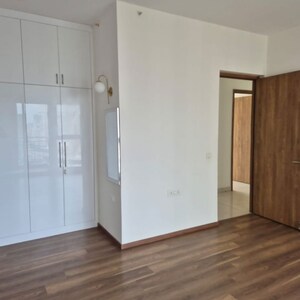 Room in 2 BHK Apartment at Salarpuria Sattva Exotic, Bagalur rd – for Rent