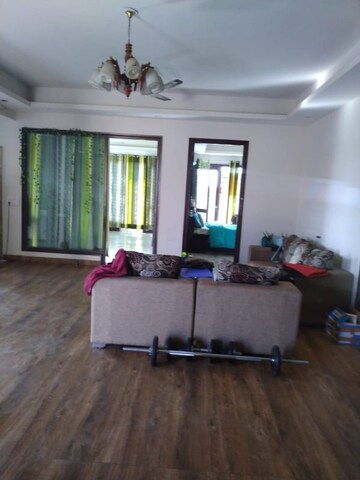 Bedroom in 2 BHK Apartment at Sector 21 – for Rent
