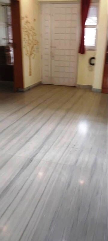 Room in 2 BHK Apartment at Shrachi Greenwood Nook, Haltu – for Rent