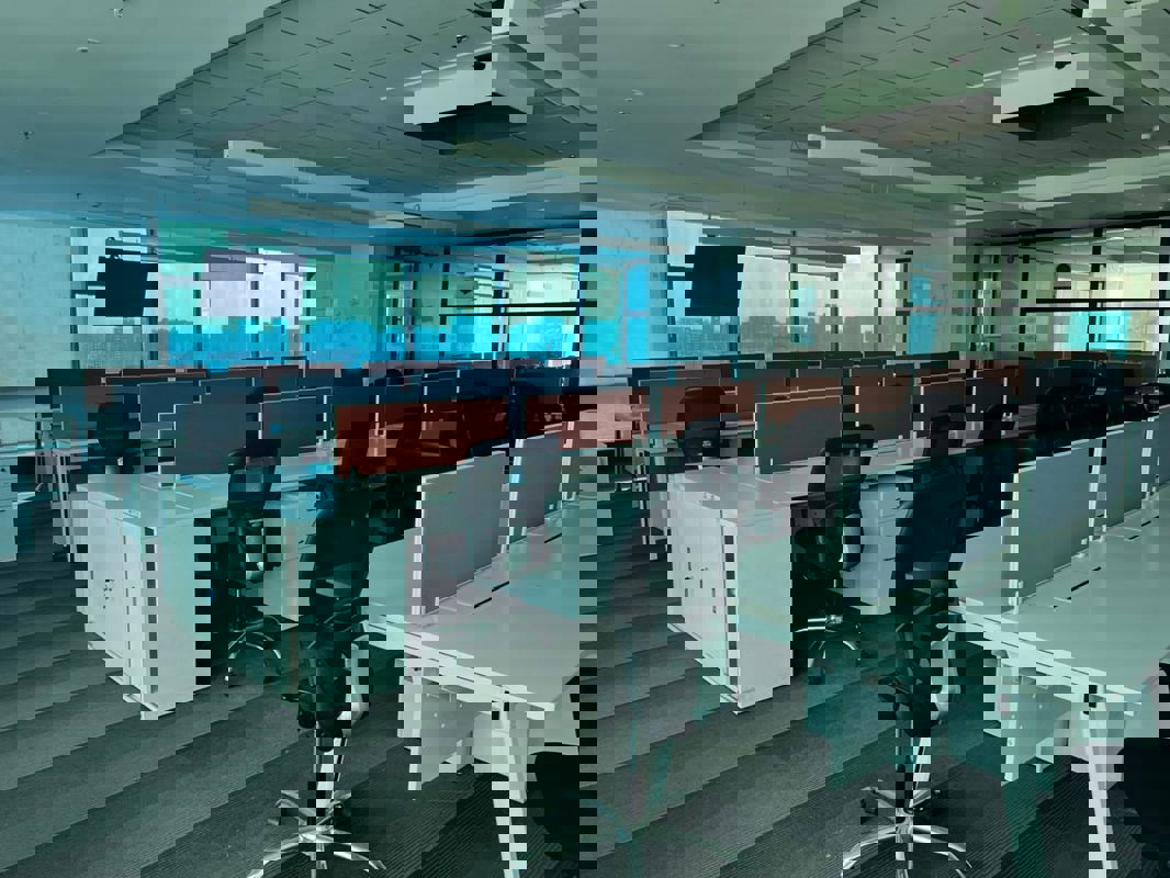 Office Space For Rent in ACME Plaza