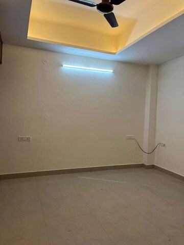 2 BHK Apartment For Rent in Sector 23