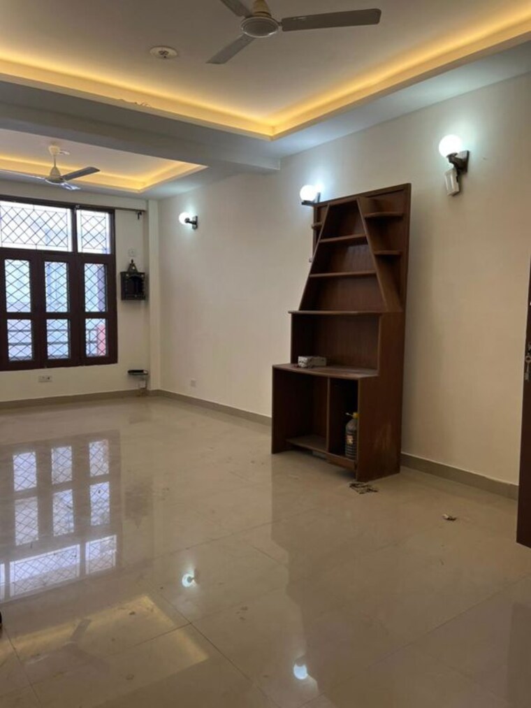 Living Room, sector 23 2 Bedroom 850 Sq.Ft. Apartment In Sector 23 Gurgaon 9905581