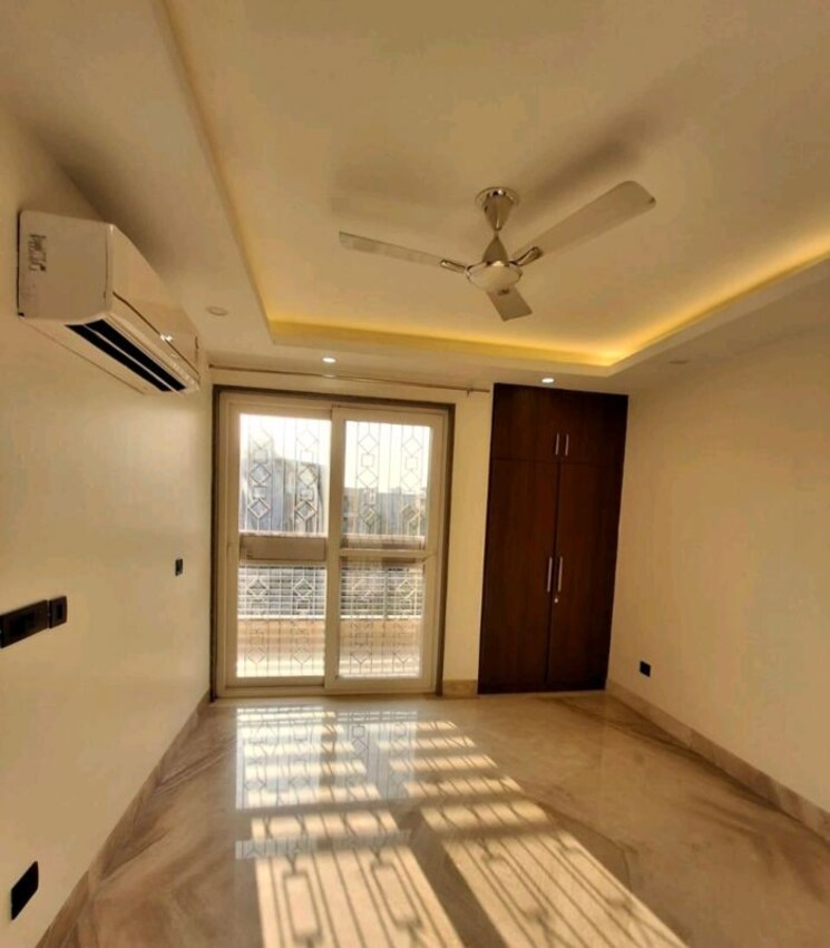 Living Room, m3m-atrium 4 Bedroom 2550 Sq.Ft. Apartment In Sector 57 Gurgaon 9905607