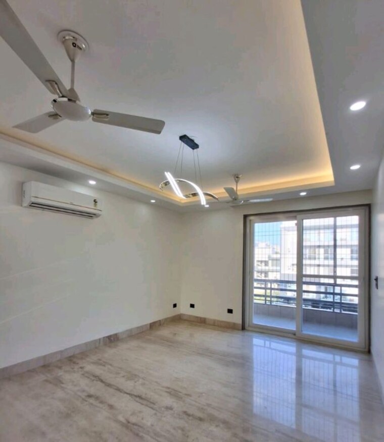 Room, m3m-atrium 4 Bedroom 2550 Sq.Ft. Apartment In Sector 57 Gurgaon 9905607