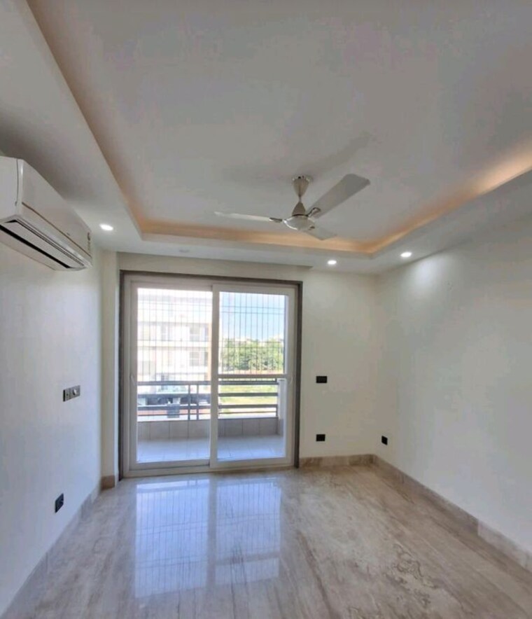 Room, m3m-atrium 4 Bedroom 2550 Sq.Ft. Apartment In Sector 57 Gurgaon 9905607