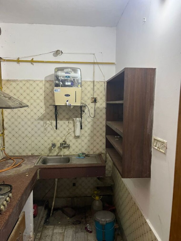 Bathroom, parsvnath-royale-floors 2 Bedroom 900 Sq.Ft. Apartment In Uattardhona Lucknow 9905608